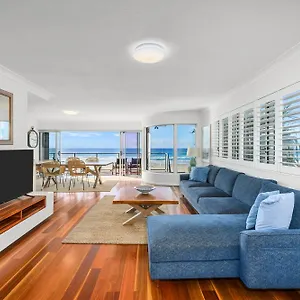 Beachfront Beauty! Gold Coast